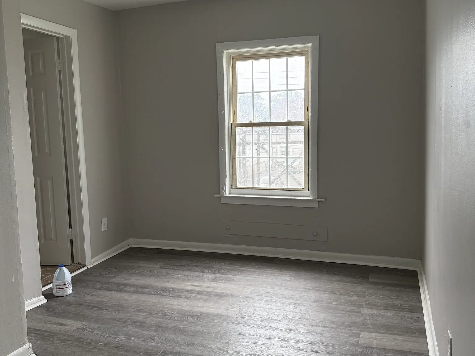 3 bed, $2,300 — Photo 3