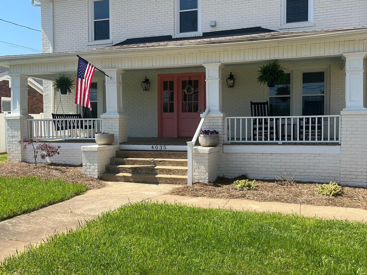 2 bed, $1,200 — Photo 1