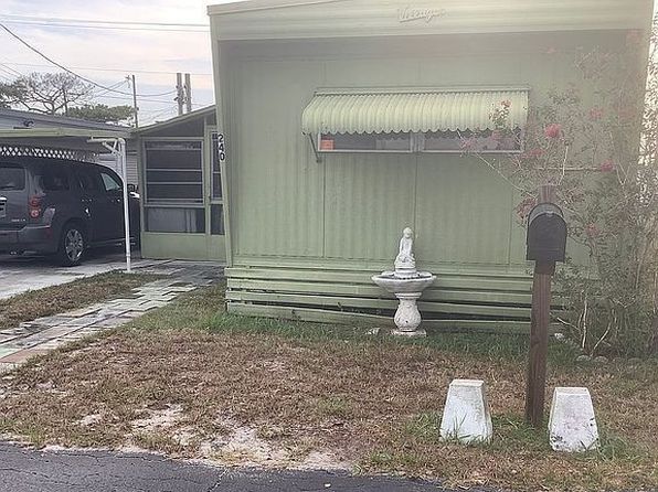 240 Robin Ct