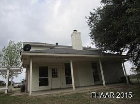 2nd image of 996 B Cres #208