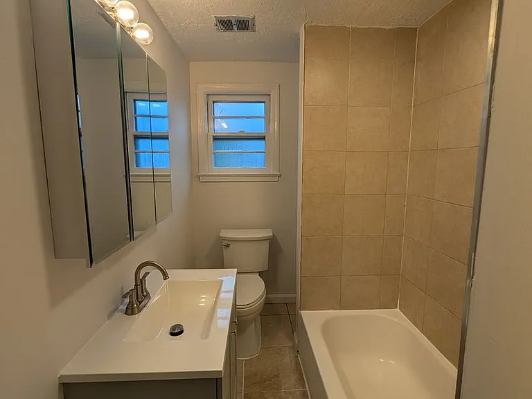 822 Prospect Ave — Photo 46