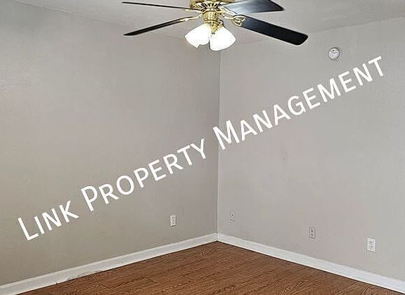 4th image of 1106 Carline Rd APT B