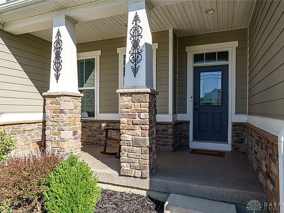 3rd image of 3720 Shiraz Ct