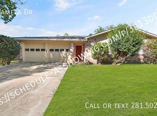 406 Pamela Dr, Baytown, TX 77521