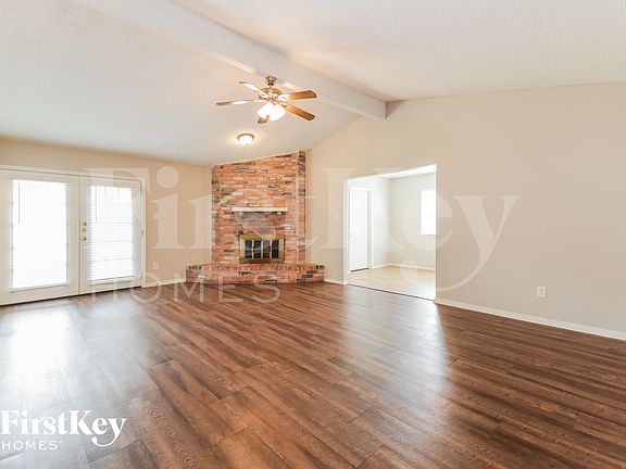 2nd image of 8902 Deerwood Dr