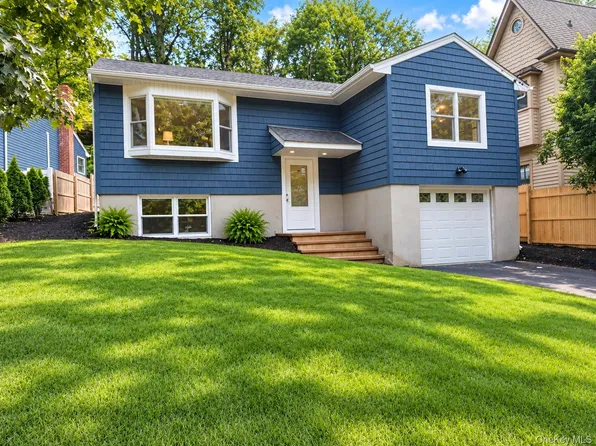 82 Ocean Avenue, Northport, NY 11768