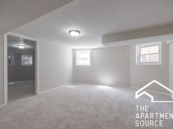 4th image of 2110 N Avers Ave #G