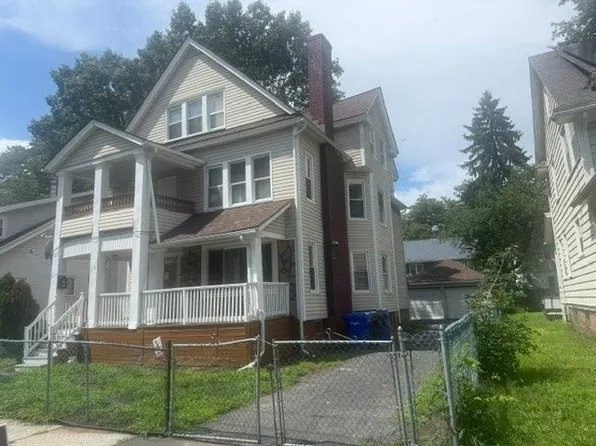 58 Virginia St #1, Springfield, MA 01108