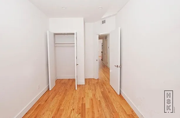 Rented by HSK Group Inc | media 25