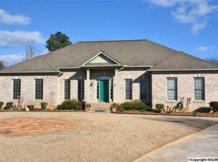106 Kinsman Cir, Huntsville, AL 35806