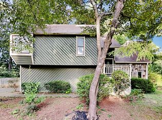 4162 Jody Ct NE, Marietta, GA 30066