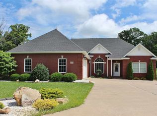 104 Spring Lake Rd, Perryville, MO 63775