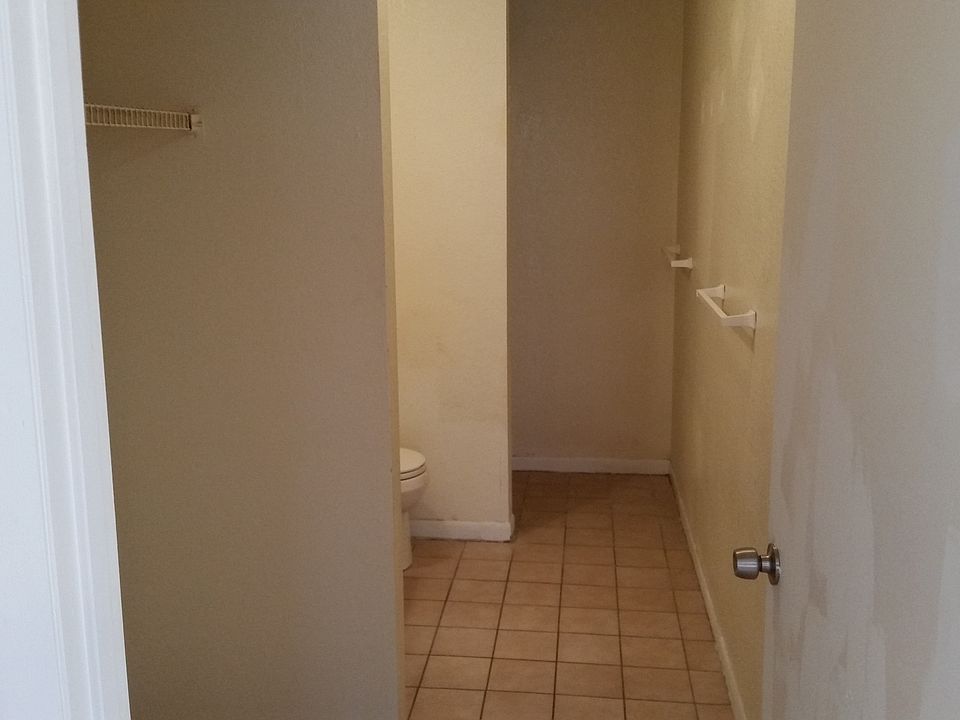 Apt A Master Bath & Laundry