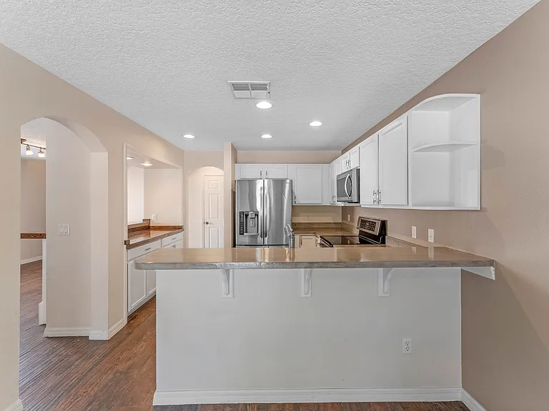 15321 Harrowgate Way — Photo 8