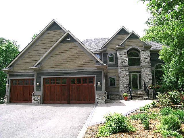 1st image of 15704 Lac Lavon Dr