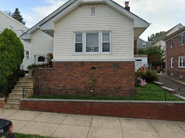 94 Maple St, Kearny, NJ 07032