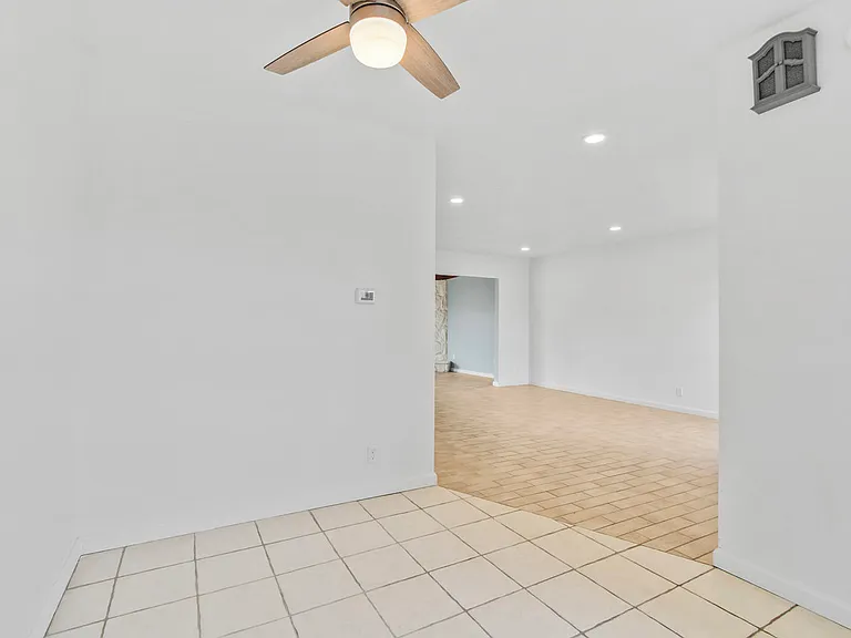 3717 Arruza St — Photo 9