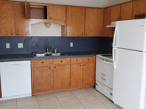 3rd image of 1205 Industrial Blvd APT A