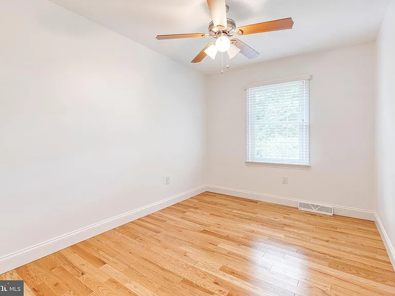 1632 Angus Ct — Photo 12