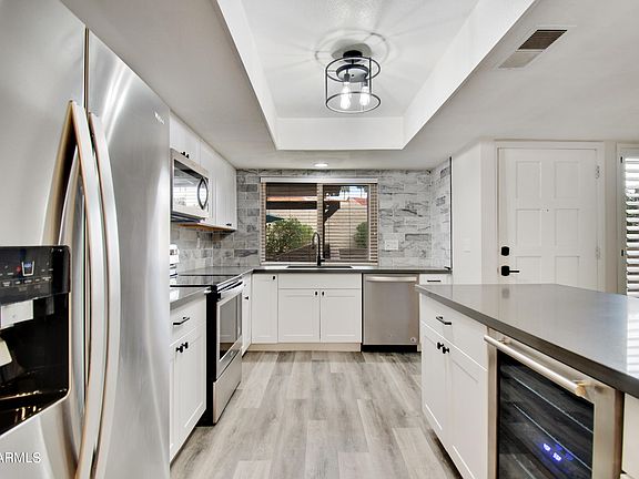 2nd image of 7340 N Via Camello Del Norte Unit 233