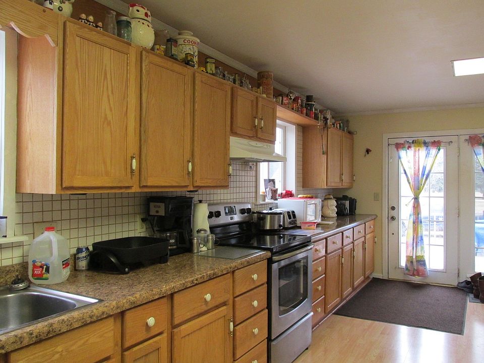 2nd image of 1706 N Lake Shore Dr