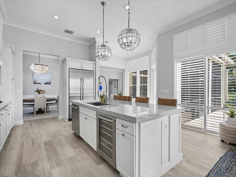 7557 Preserve Dr — Photo 4