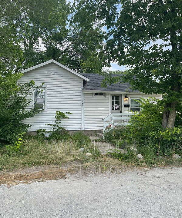 1st image of 680 S 13th St