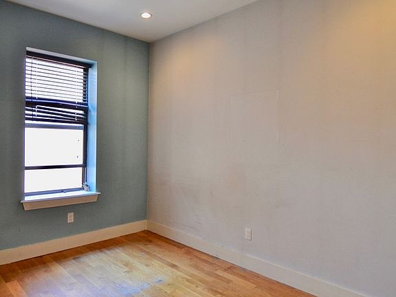 3rd image of 269 Kosciusko St #4F