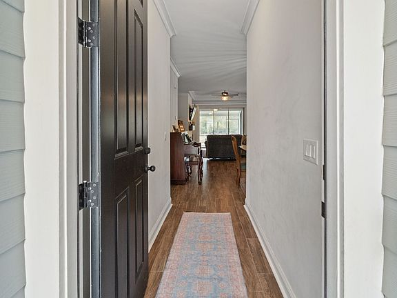 5th image of 81 Rimmon Ct