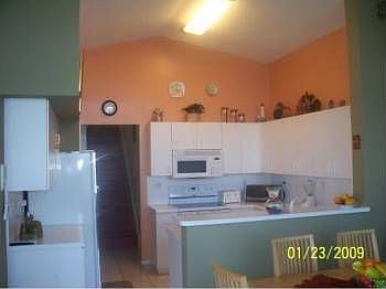 4th image of 18135 NW 21st St