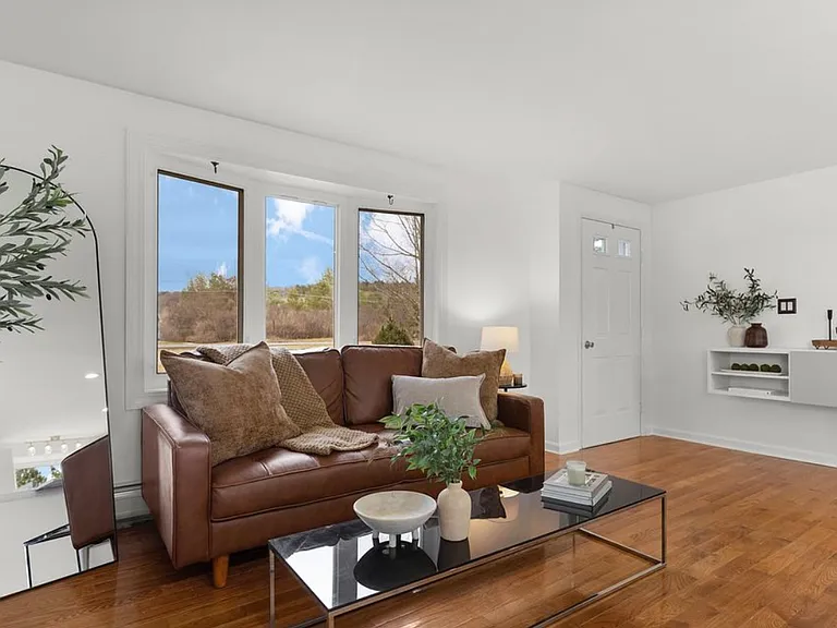9 Reservoir Rd — Photo 3