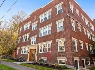 1609 N 46th St APT A, Seattle, WA 98103