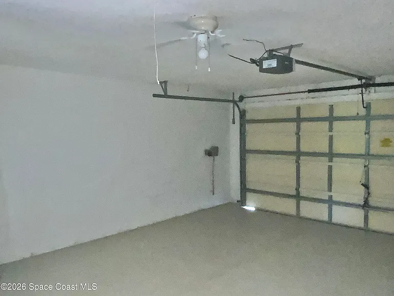 2087 Deercroft Dr — Photo 23