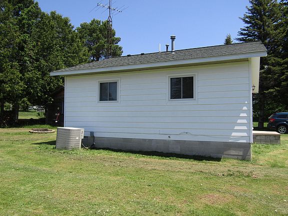 2nd image of 14320 Szymoniak Hwy