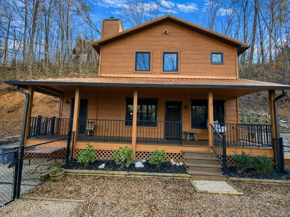 1170 Cole Ln, Gatlinburg, TN 37738