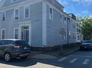 96 Cabot St APT 6, Portsmouth, NH 03801
