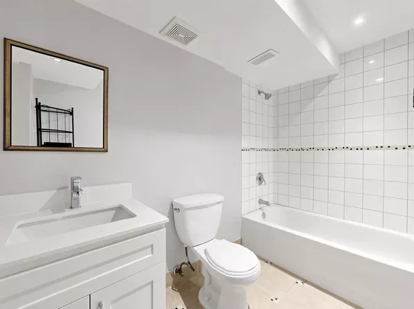 58 Bradbury Cres #2, Ajax, ON L1T 4G5