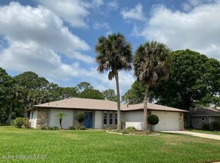 2279 Woodlawn Cir, Melbourne, FL 32934