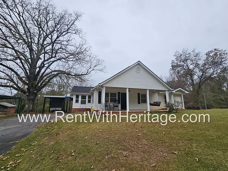 7477 Post Rd — Photo 2