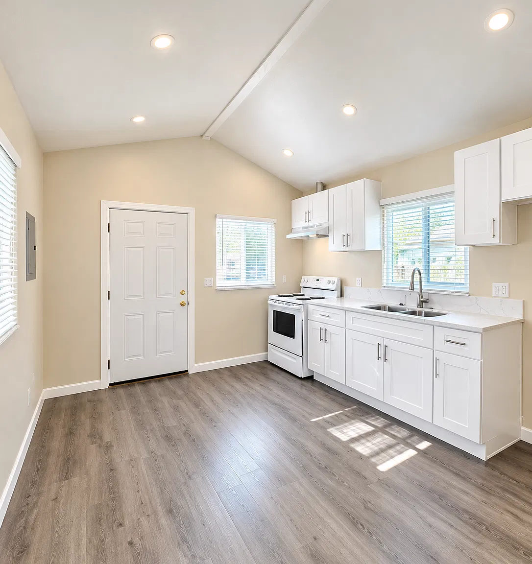 1 bed, $1,895 — Photo 4