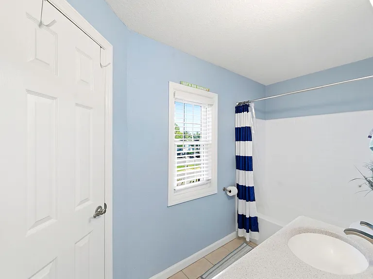 5107 Salmon Dr SE — Photo 15