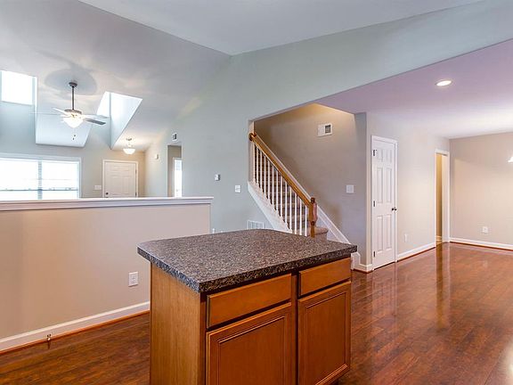 5th image of 1336 Russell Springs Dr