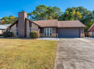 1084 Boulevard De La Parisienne, Mary Esther, FL 32569