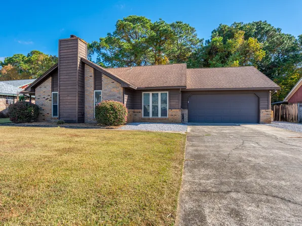 1084 Boulevard De La Parisienne, Mary Esther, FL 32569