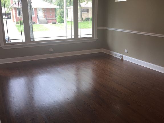5th image of 16417 Evans Ave