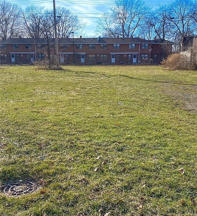 1st image of 56 Ernst Ave #13