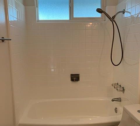 Bathroom - Tub, toilet and sink