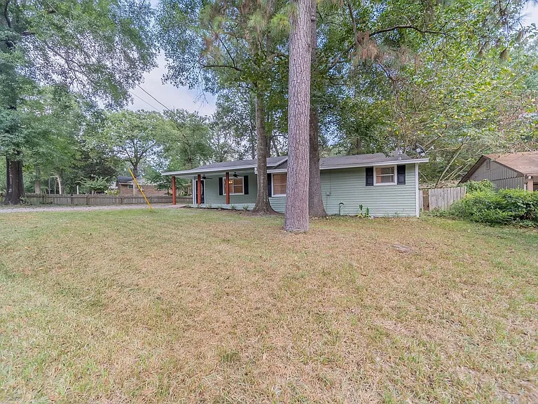5739 Skylane Dr — Photo 35