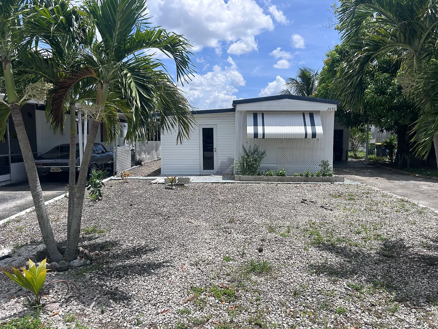 2 bed, 1.5 bath, 980 sqft, $1,800 — Photo 2