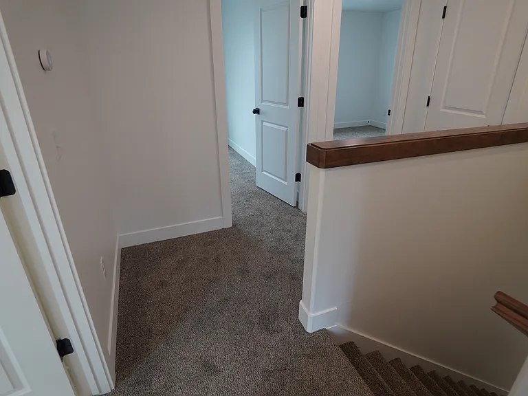 325 N Liberty Ave — Photo 10